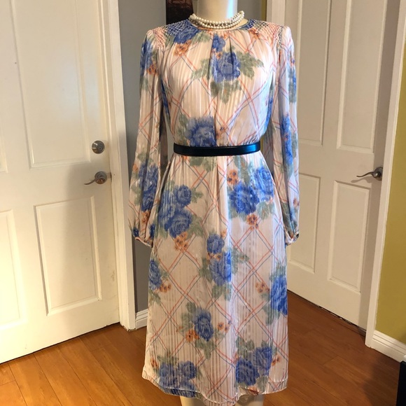 Vintage Dresses & Skirts - Vintage Beaded Sheath Dress